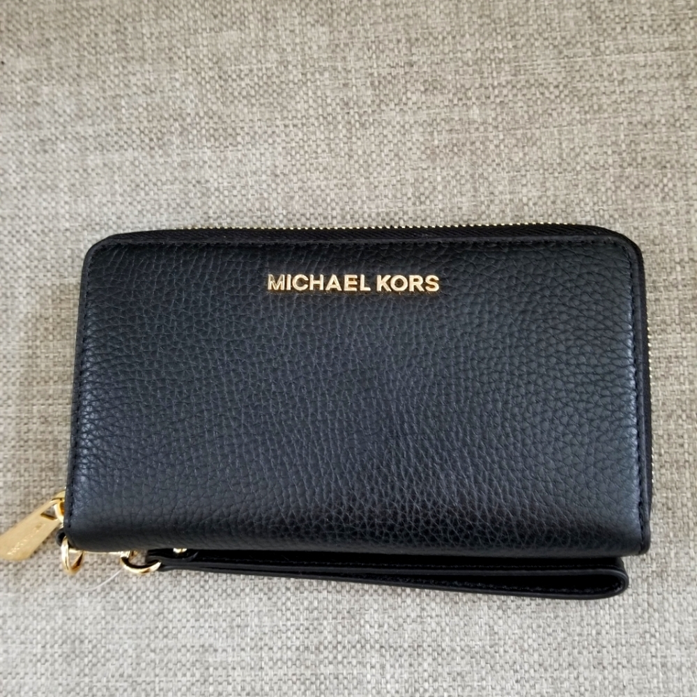 Michael Kors Phone Wallet